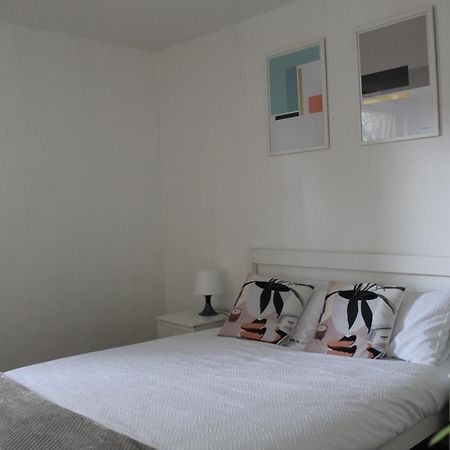 The Yellow House Apartment Лондон Екстериор снимка