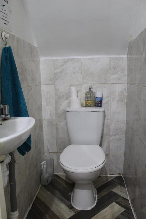 The Yellow House Apartment Лондон Екстериор снимка